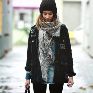 EUC Current Elliot The Commander Jacket, Black Denim, Size 1 S/M